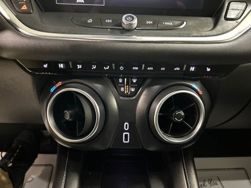 Used 2024 Chevrolet Blazer LT w/ Convenience Package image 18
