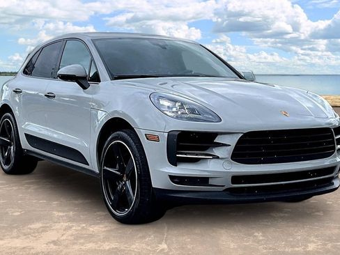 Used 2019 Porsche Macan S AWD/4WD image 3