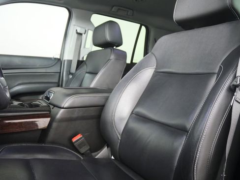 Used 2018 GMC Yukon SLT RWD image 10