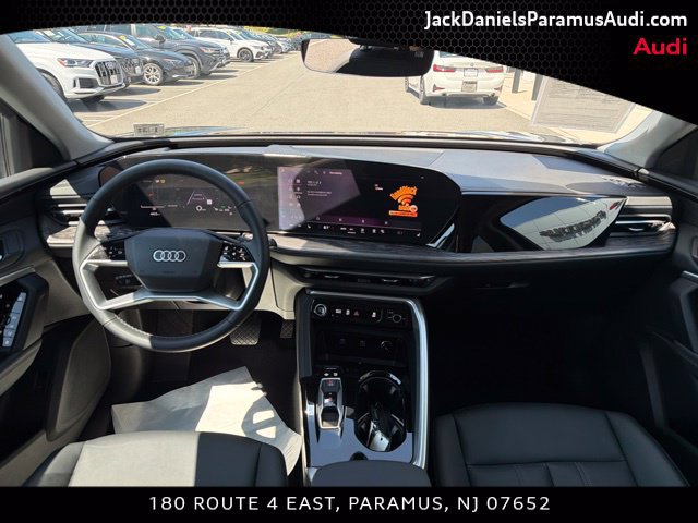 Used 2025 Audi Q5 Premium w/ Convenience Package AWD/4WD image 7