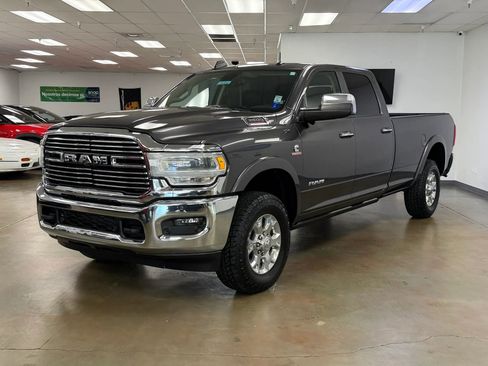 Used 2019 RAM 3500 Laramie AWD/4WD image 4