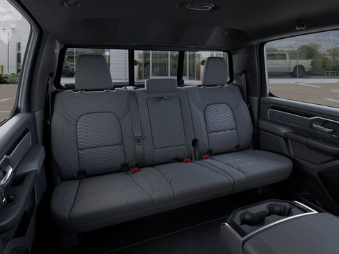 New 2026 RAM 1500 Big Horn AWD/4WD image 15