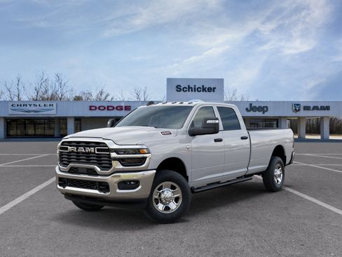 New 2026 RAM 2500 Tradesman AWD/4WD image 32