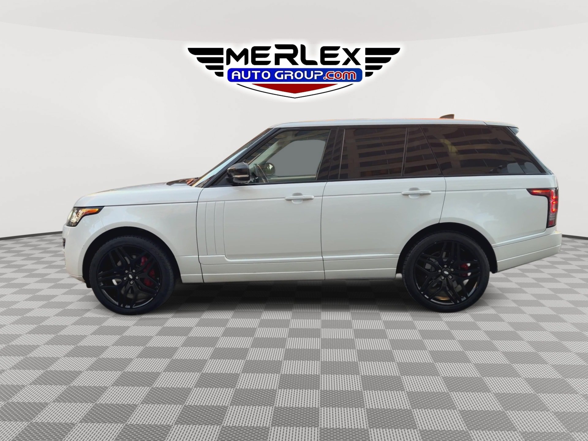 Used 2017 Land Rover Range Rover HSE AWD/4WD image 5