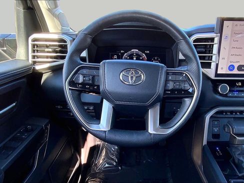 Used 2024 Toyota Tundra Limited AWD/4WD image 5