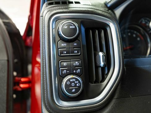Used 2021 Chevrolet Silverado 2500 LTZ w/ LTZ Convenience Package AWD/4WD image 11