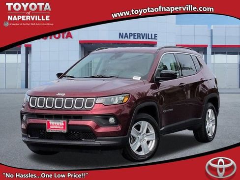 Used 2022 Jeep Compass Latitude FWD image 1