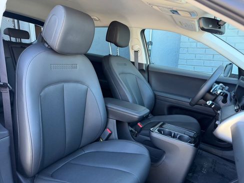 Used 2025 Hyundai Ioniq 5 SEL image 34