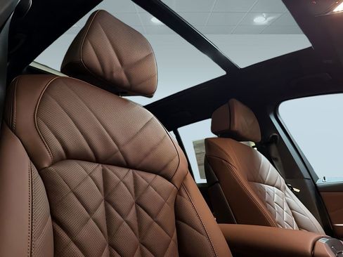 New 2026 BMW X5 xDrive40i w/ M Sport Package image 25