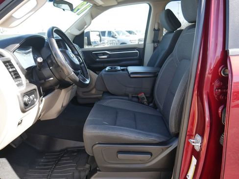Used 2019 RAM 1500 Big Horn image 29