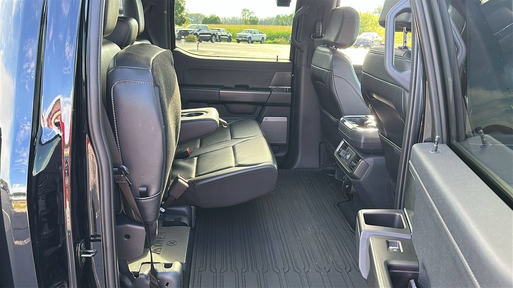 Used 2024 Ford F150 Lariat AWD/4WD image 29