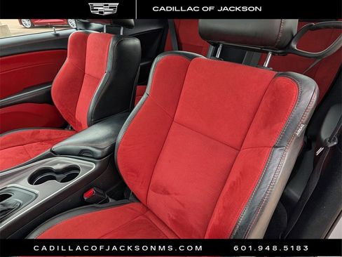 Used 2022 Dodge Challenger R/T w/ Plus Package image 17