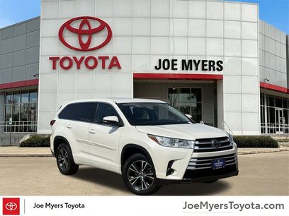 Used 2018 Toyota Highlander LE