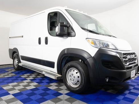 Used 2023 RAM ProMaster 2500 image 3