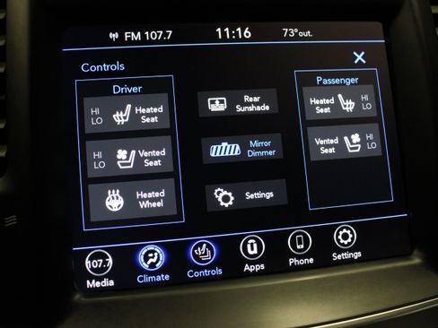 Used 2022 Chrysler 300 Touring L w/ Safetytec Plus Group AWD/4WD image 24