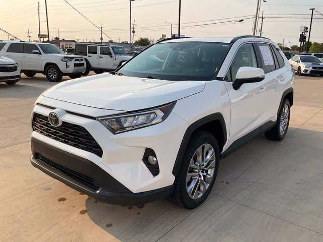 Used 2019 Toyota RAV4 XLE Premium FWD image 35