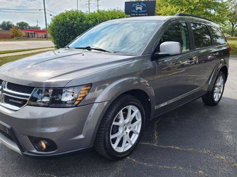 Used 2013 Dodge Journey SXT w/ Flexible Seating Group AWD/4WD image 2