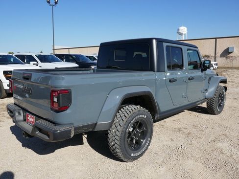 New 2026 Jeep Gladiator Willys image 5