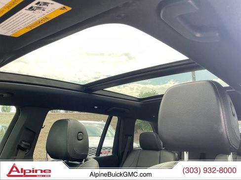 Used 2023 Mercedes-Benz GLS 450 4MATIC image 18