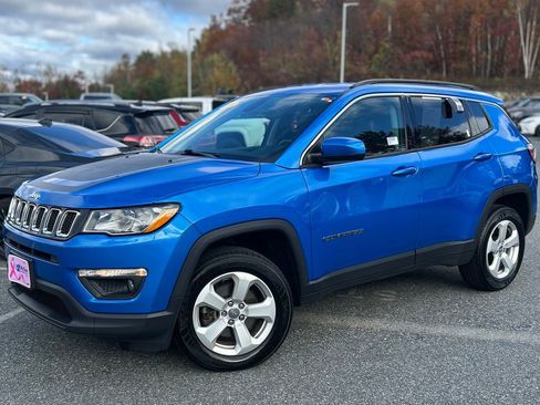Used 2018 Jeep Compass Latitude w/ Cold Weather Group image 1