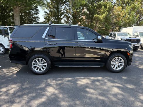 Used 2023 Chevrolet Tahoe Premier w/ Advanced Technology Package AWD/4WD image 11