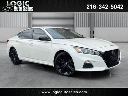 Used 2020 Nissan Altima 2.5 SR AWD/4WD image 1
