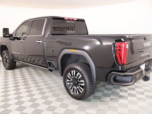 Used 2025 GMC Sierra 2500 Denali Ultimate w/ Max Trailering Package AWD/4WD image 24