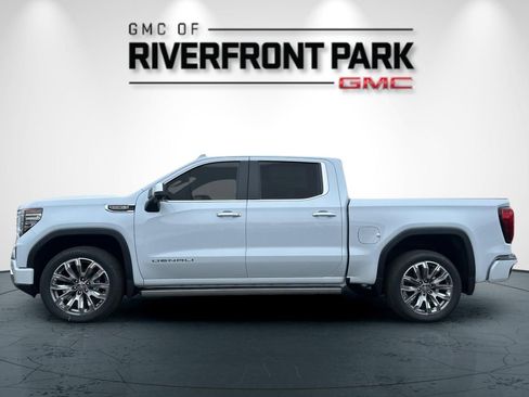 New 2026 GMC Sierra 1500 Denali AWD/4WD image 6