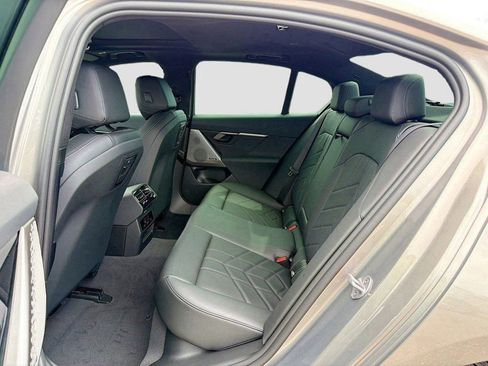 New 2026 BMW 530i w/ Convenience Package RWD image 22