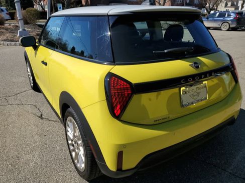 New 2025 MINI Cooper S image 3