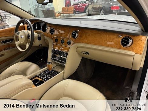 Used 2014 Bentley Mulsanne image 32