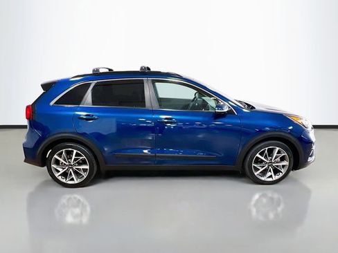 Used 2022 Kia Niro Touring Special Edition image 8