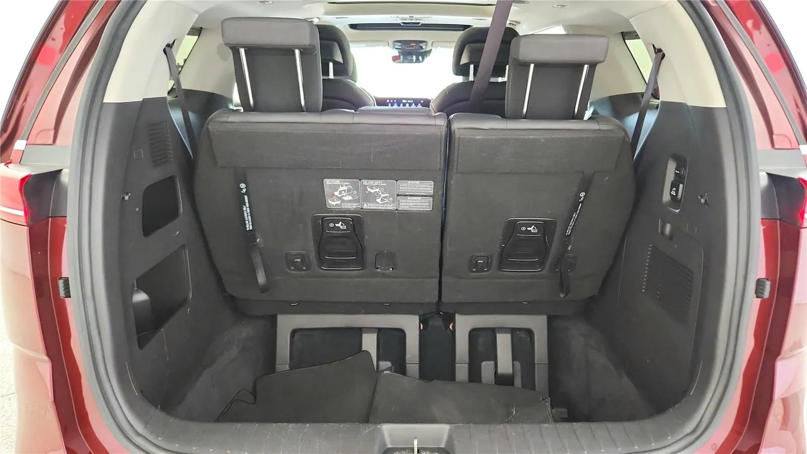 Used 2022 Kia Carnival SX Prestige FWD image 49