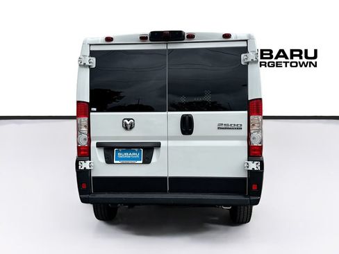 Used 2025 RAM ProMaster 2500 w/ U-Haul Equipment Group FWD image 7