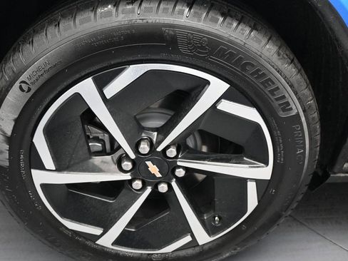 Used 2024 Chevrolet Equinox EV LT image 37