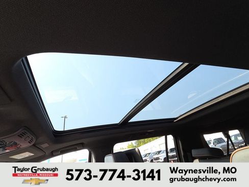 Used 2026 GMC Yukon XL AT4 w/ AT4 Premium Plus Package AWD/4WD image 26
