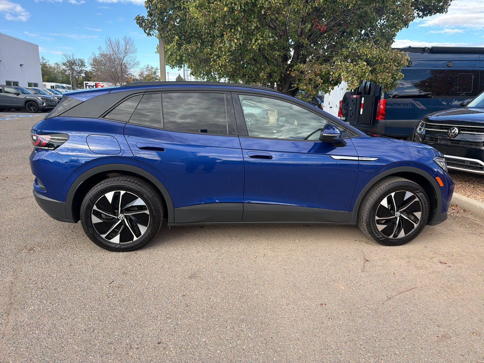 Used 2022 Volkswagen ID.4 Pro S AWD/4WD image 7