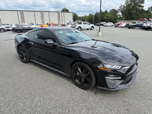 Used 2021 Ford Mustang GT Premium w/ Black Accent Package RWD image 8