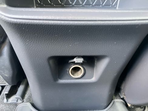 Used 2020 Toyota RAV4 LE w/ All Weather Liner Package AWD/4WD image 30