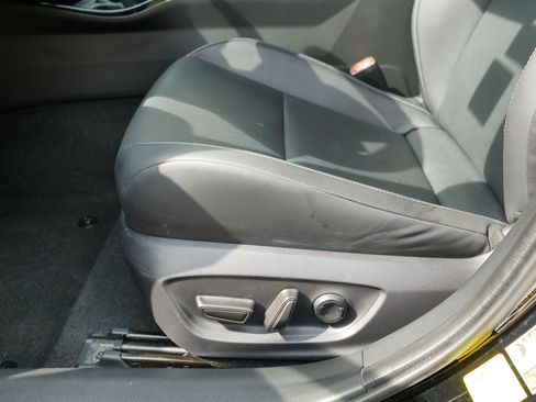 Used 2026 Toyota Prius AWD image 20
