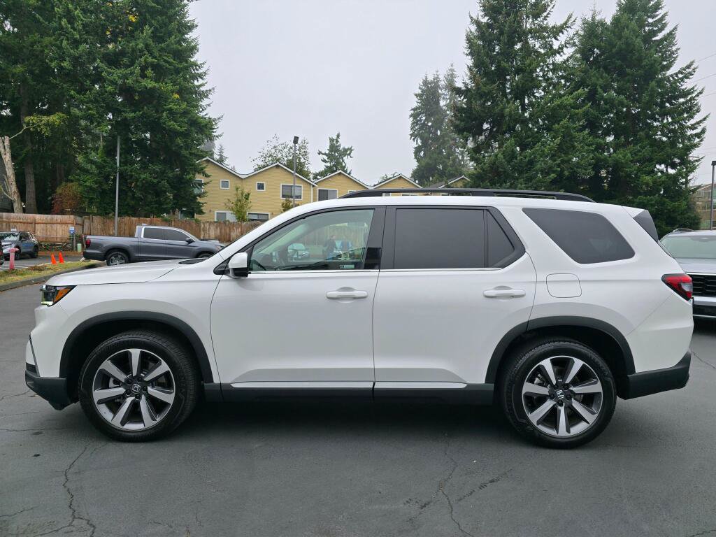 Certified 2024 Honda Pilot Elite image 16
