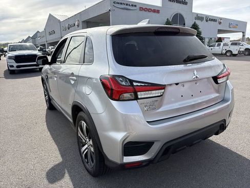 Used 2025 Mitsubishi Outlander Sport ES AWD/4WD image 8