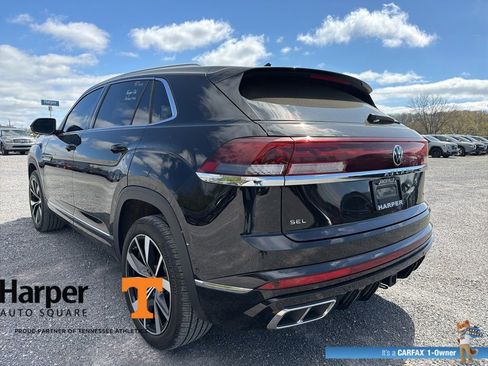 Used 2025 Volkswagen Atlas Cross Sport SEL Premium R-Line image 3