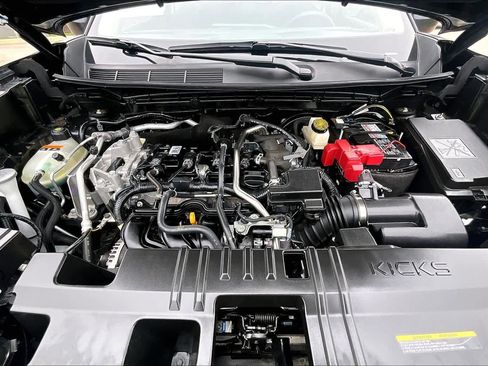 Certified 2025 Nissan Kicks S image 31