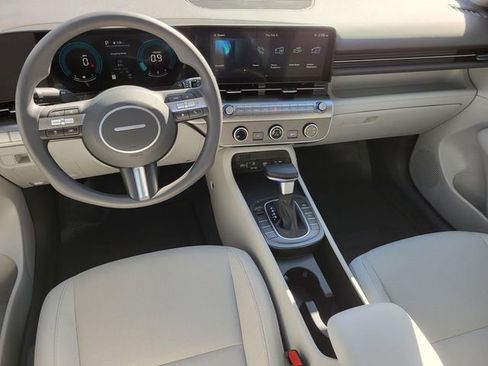 New 2026 Hyundai Kona SE image 11