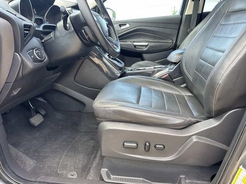 Used 2014 Ford Escape Titanium w/ Equipment Group 401A FWD image 16