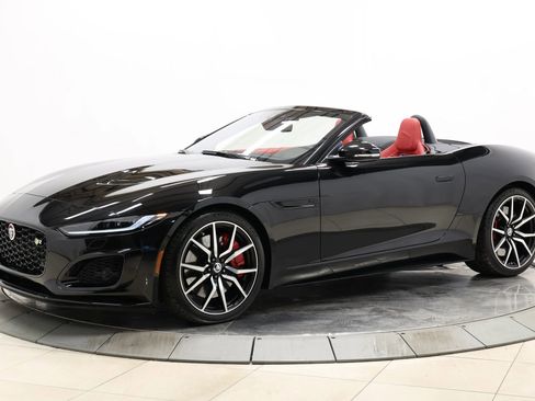 Used 2023 Jaguar F-TYPE R image 2