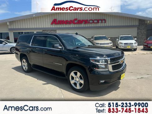 Used 2017 Chevrolet Suburban LT AWD/4WD image 1