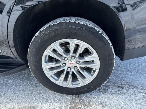 Used 2024 GMC Yukon SLT w/ SLT Luxury Package AWD/4WD image 18