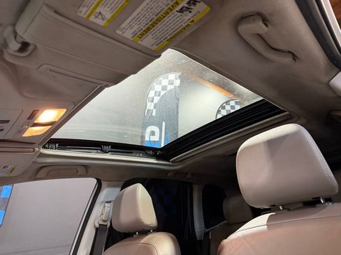 Used 2018 Subaru Forester 2.5i Limited image 9